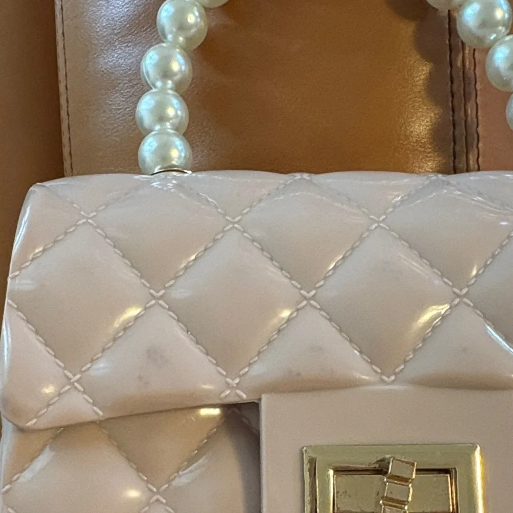 Elegant Pink jelly Quilted Handbag with chain strap